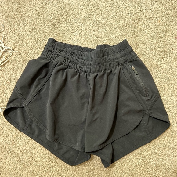 lululemon athletica Pants - LULULEMON shorts